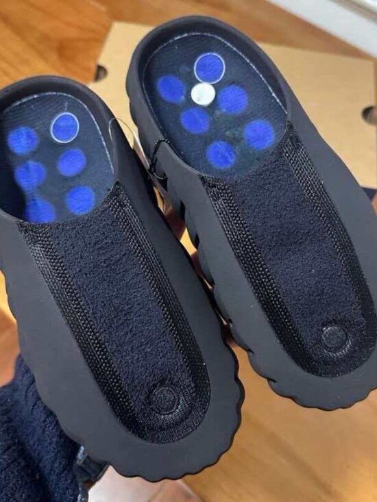 Sandals_&_Flip_Flops